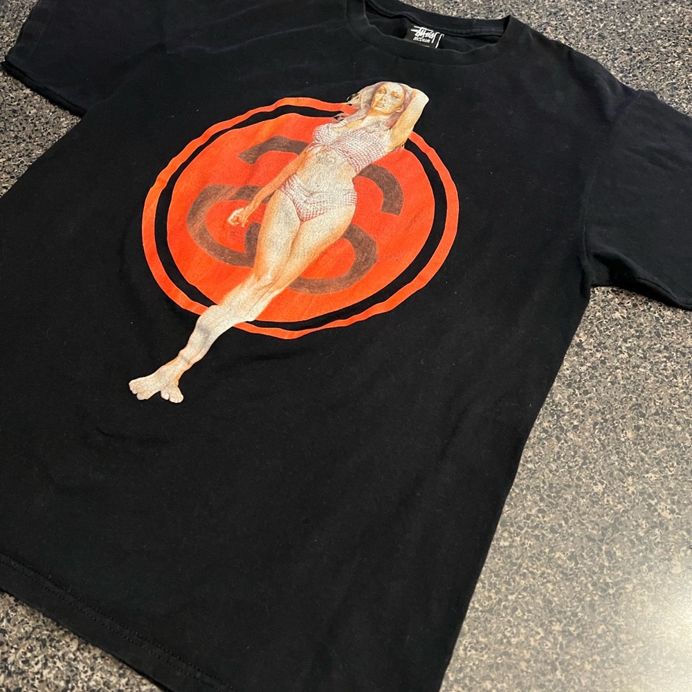 Stussy x Sorayama Bikini Girl Tee Size Medium - Picture 3 of 9